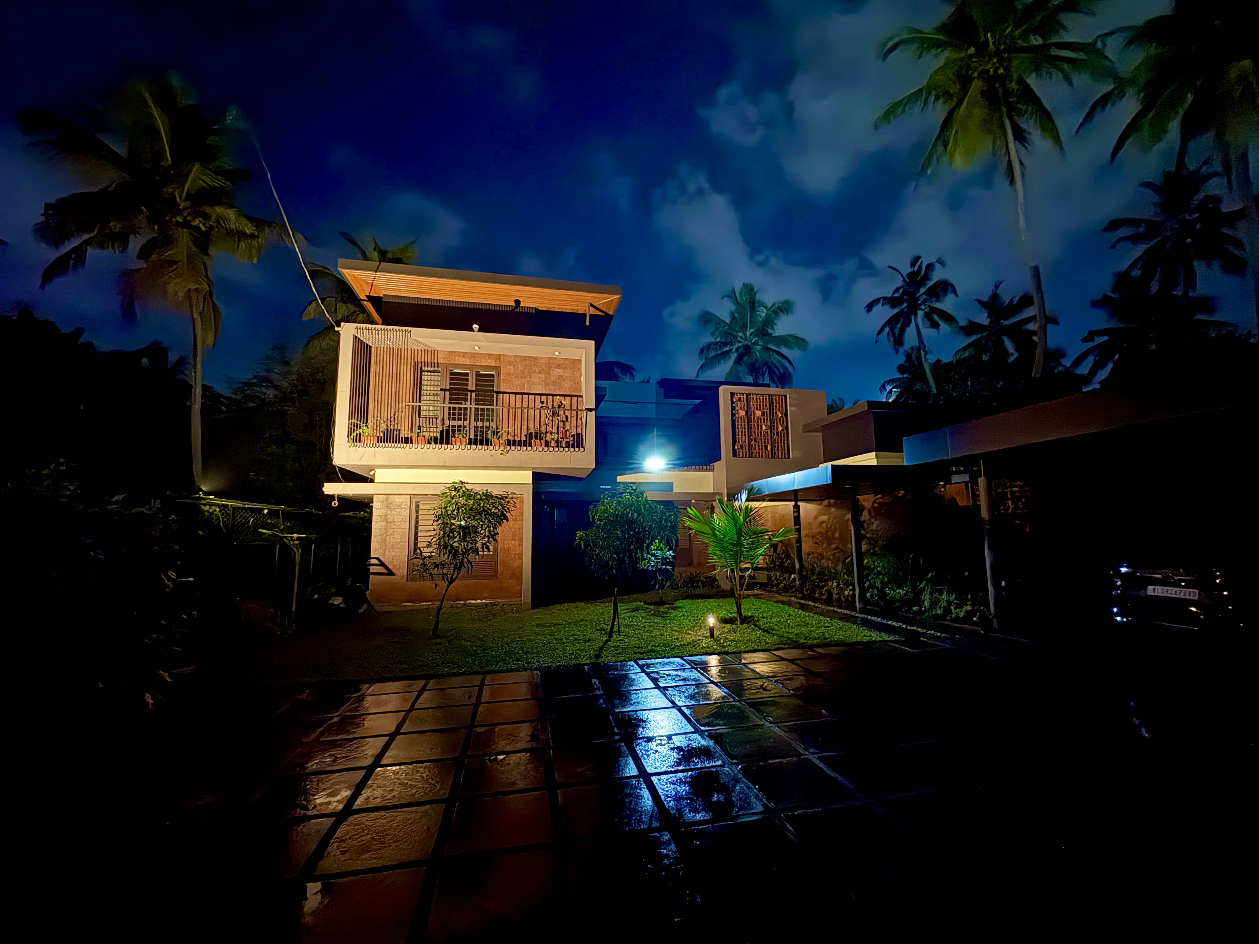 Gowreesham at night